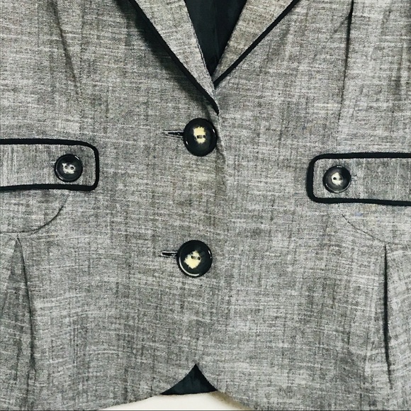 IZ BYER GREY SUIT COAT W BLACK PIPING Blazer - Picture 3 of 9